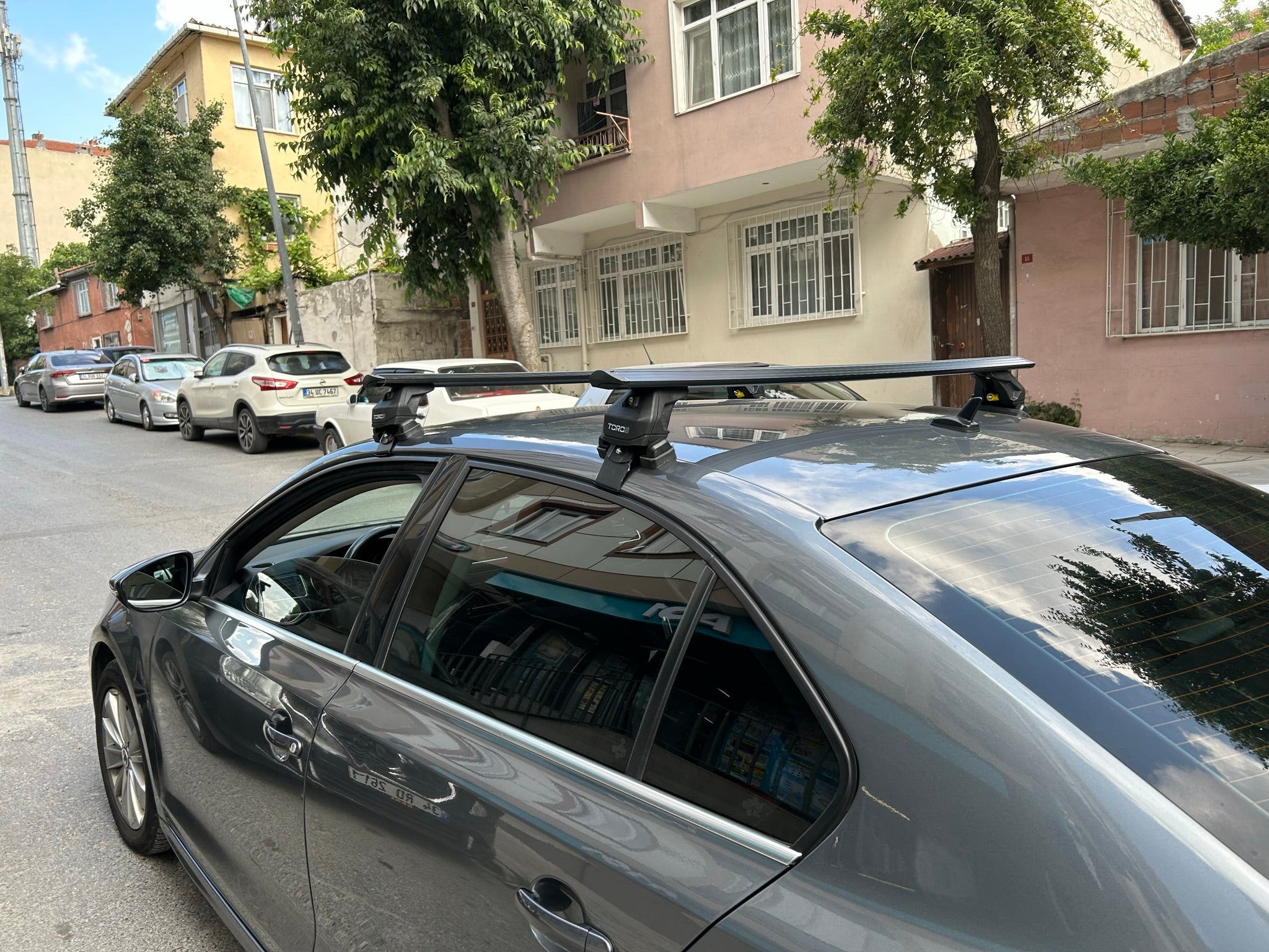 For Volkswagen Jetta Roof Rack Cross Bar Normal Roof Alu 2005-2011 Silver For Volkswagen Jetta Roof Rack Cross Bar Normal Roof Alu 2005-2011 Silver